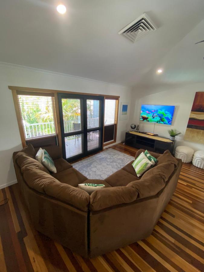 Luxury Top Floor Sunset Villa Noosaville Exterior foto